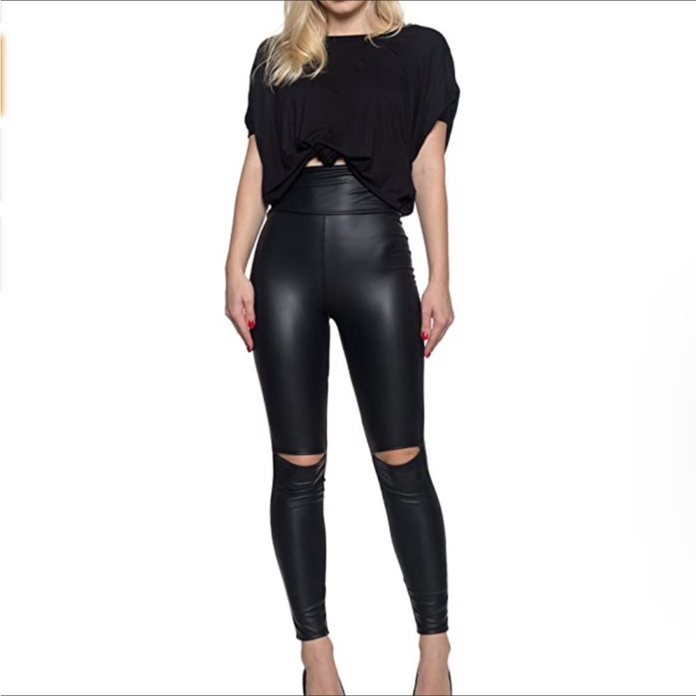 BLACK FAUX LEATHER KNEE CUT OUT SLICK LEGGINGS - Picture 2 of 6